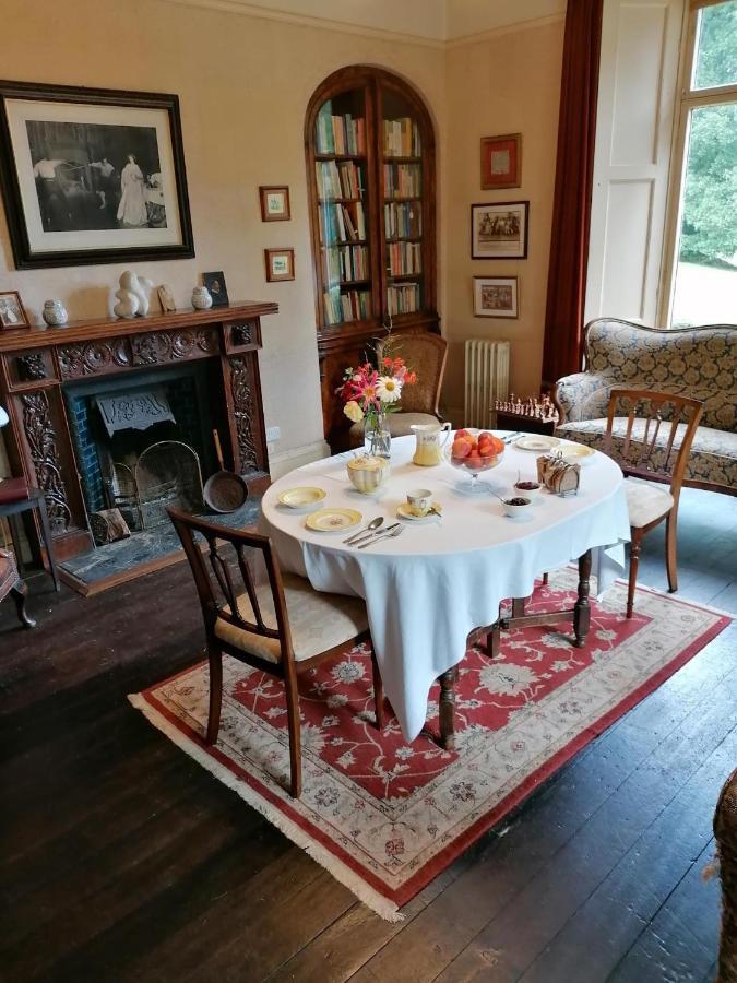 Ashley Court Pension Tiverton  Buitenkant foto